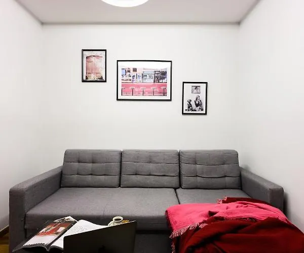 Native Masarska 8/5 شقة