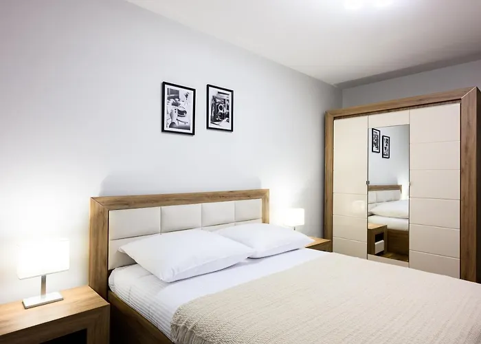 Native Masarska 8/5 شقة