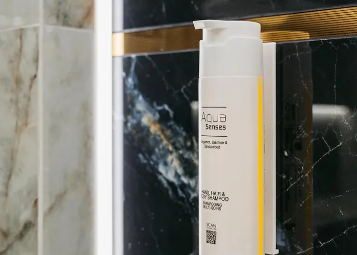 Native Masarska 8/5 شقة *